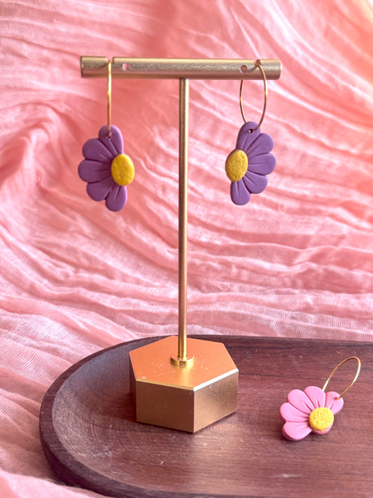 *NEW* SPRING | Half Daisy Hoops (pink)
