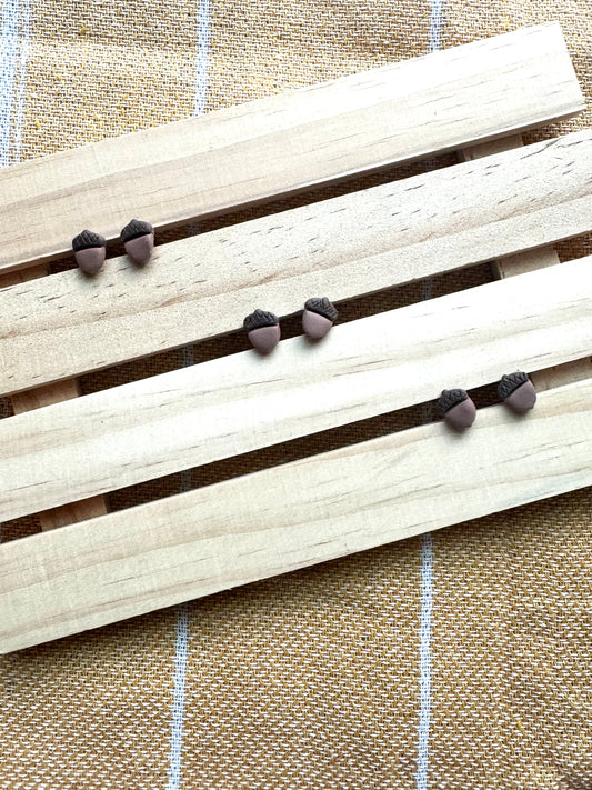 Acorn Studs