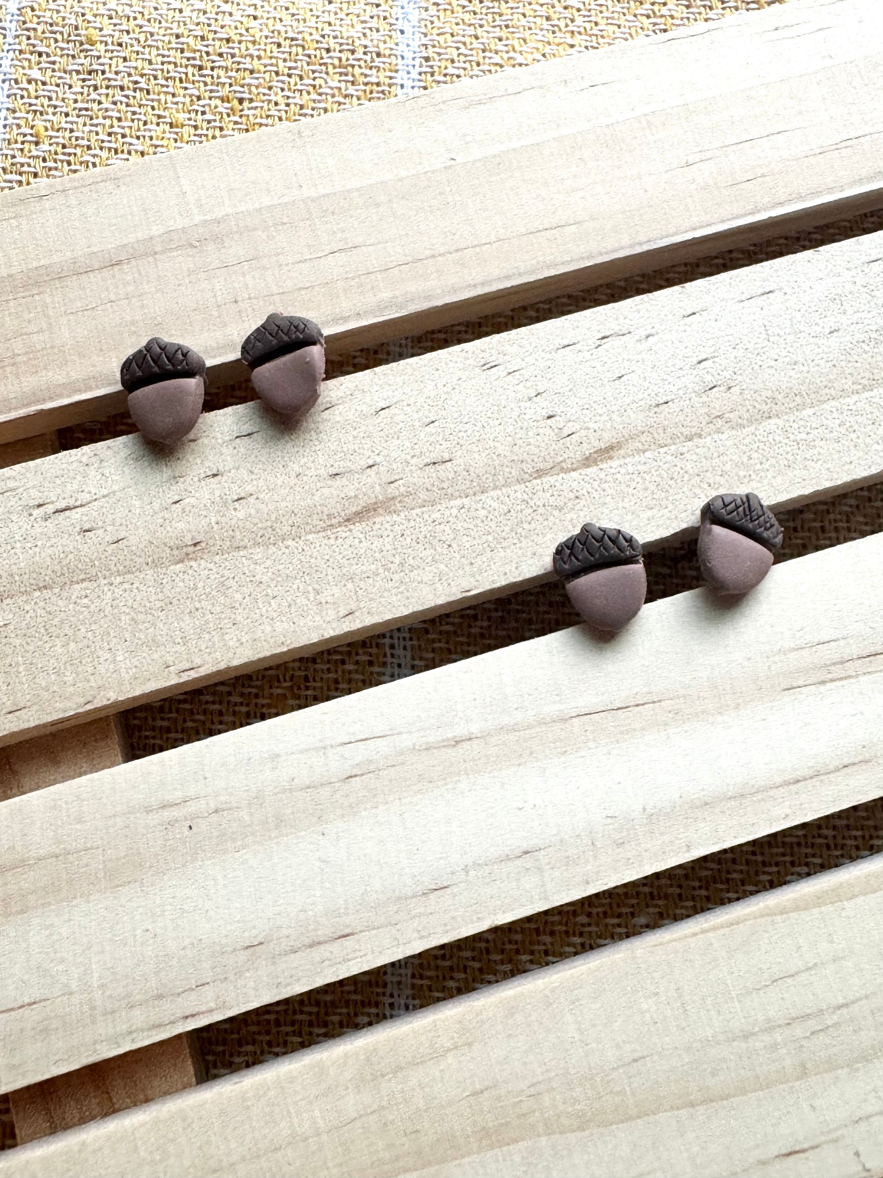 Acorn Studs