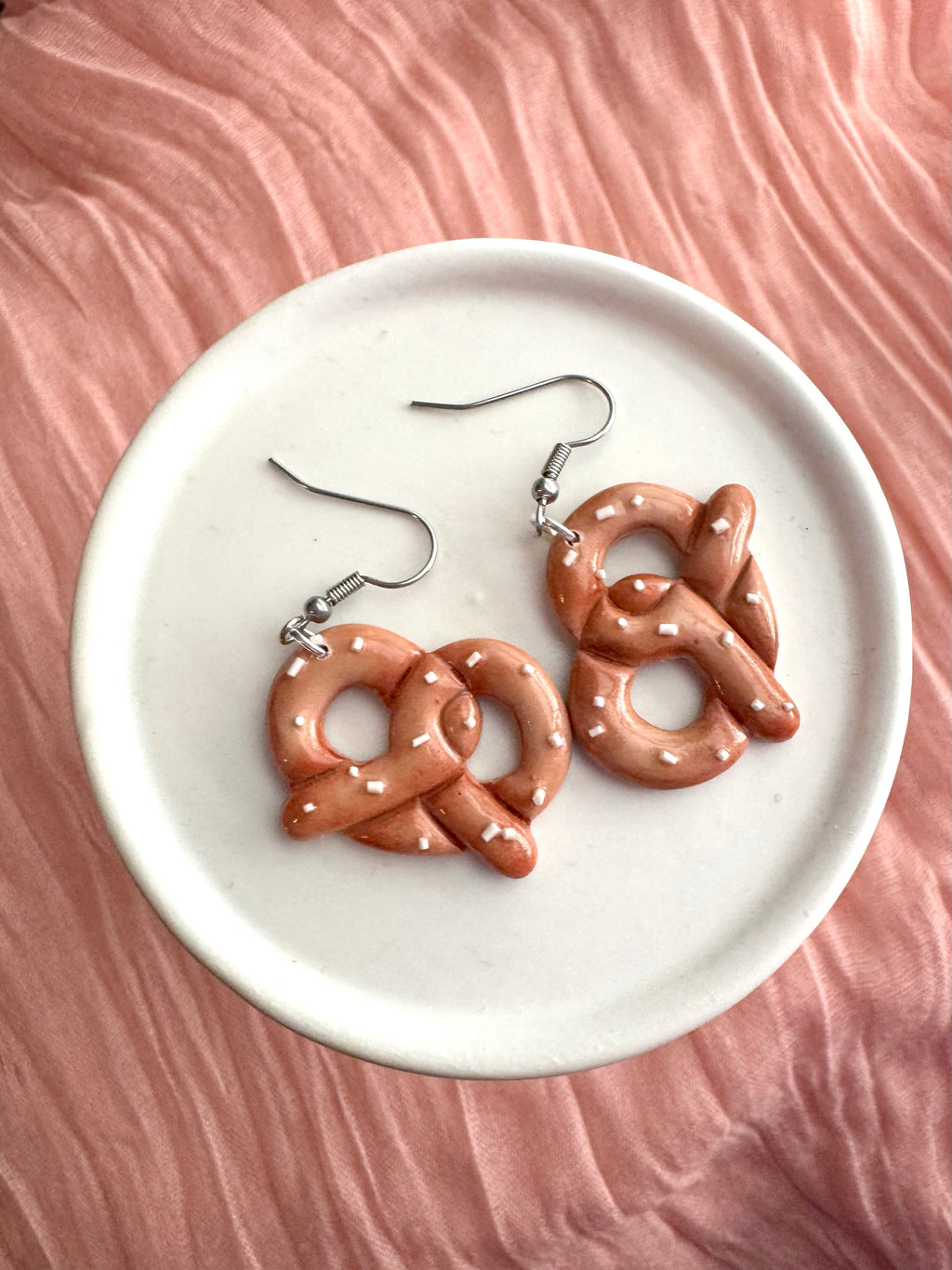 Pretzel Dangles