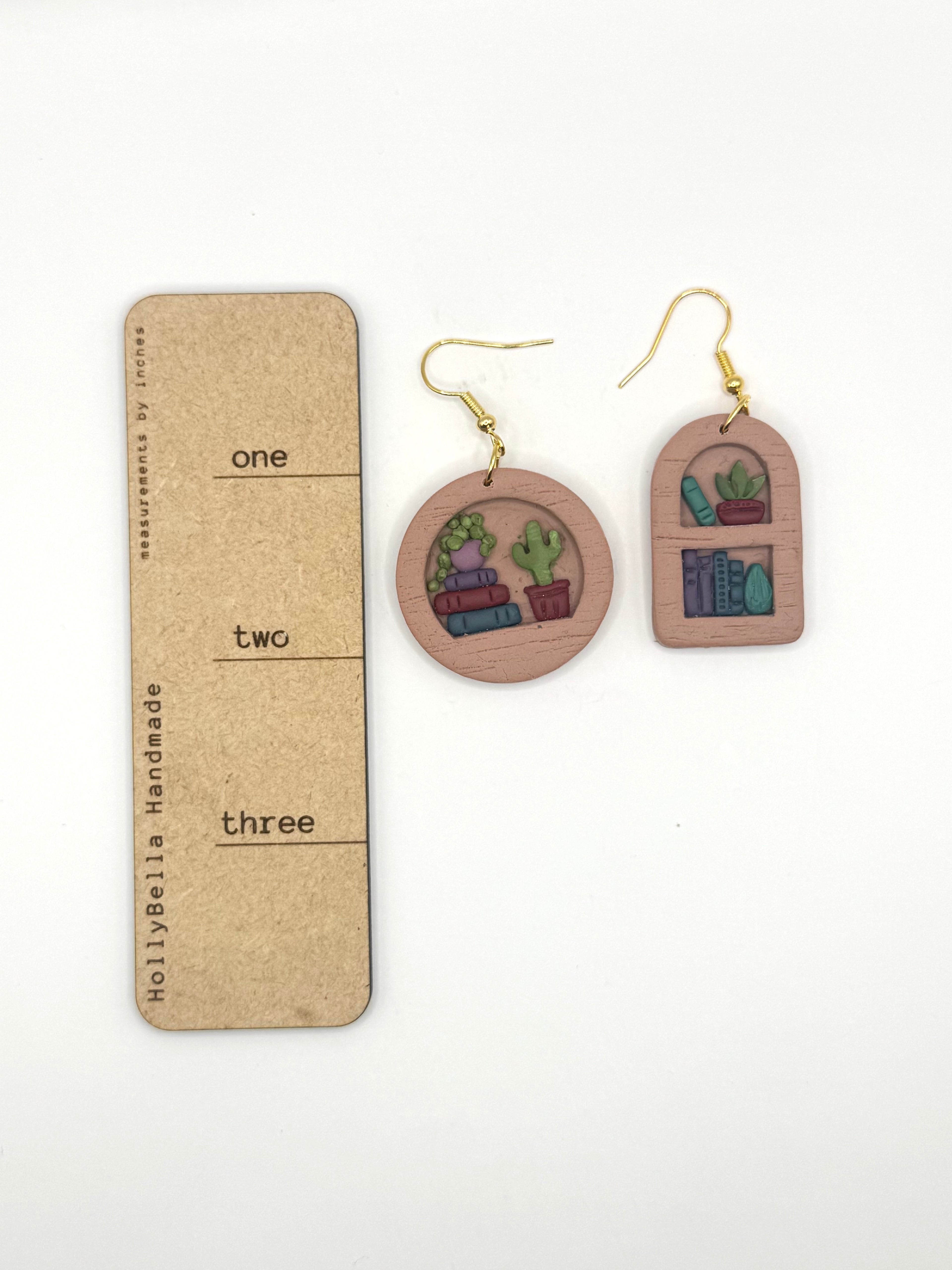 Bookshelf Dangles