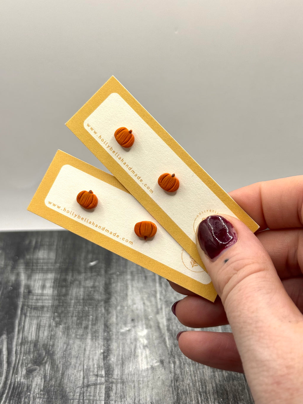 Pumpkin Studs
