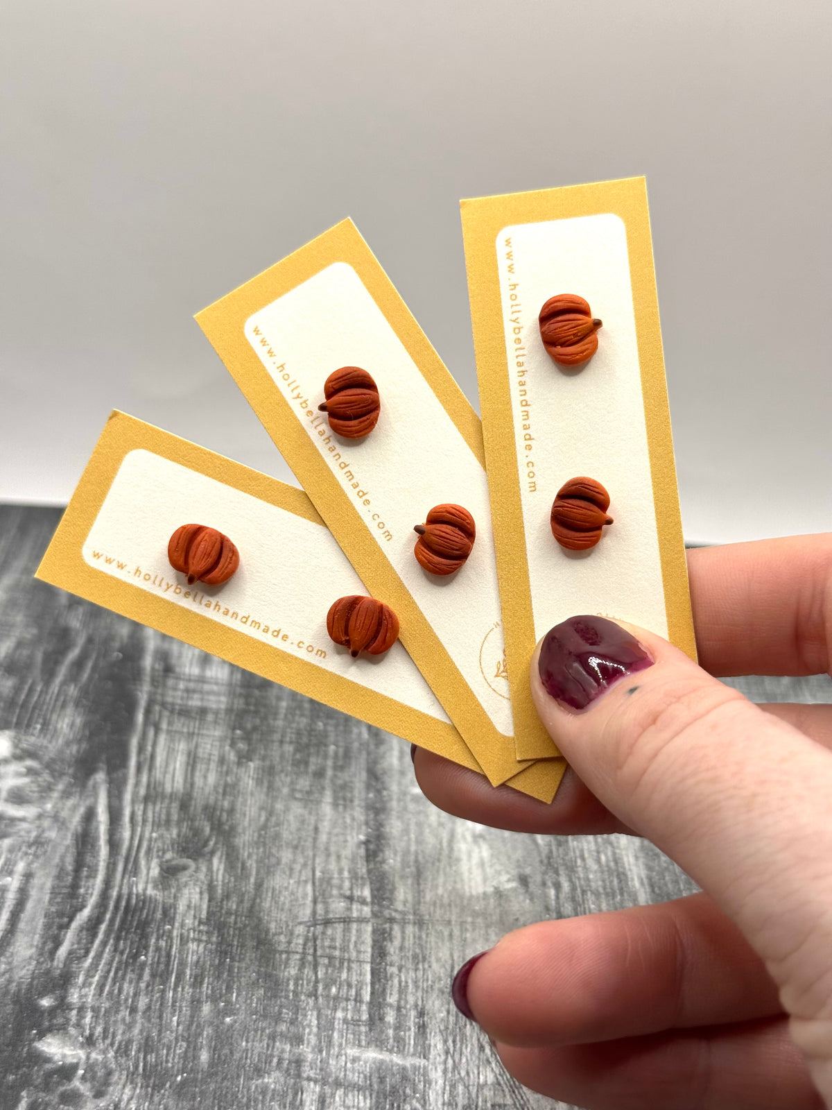 Pumpkin Studs