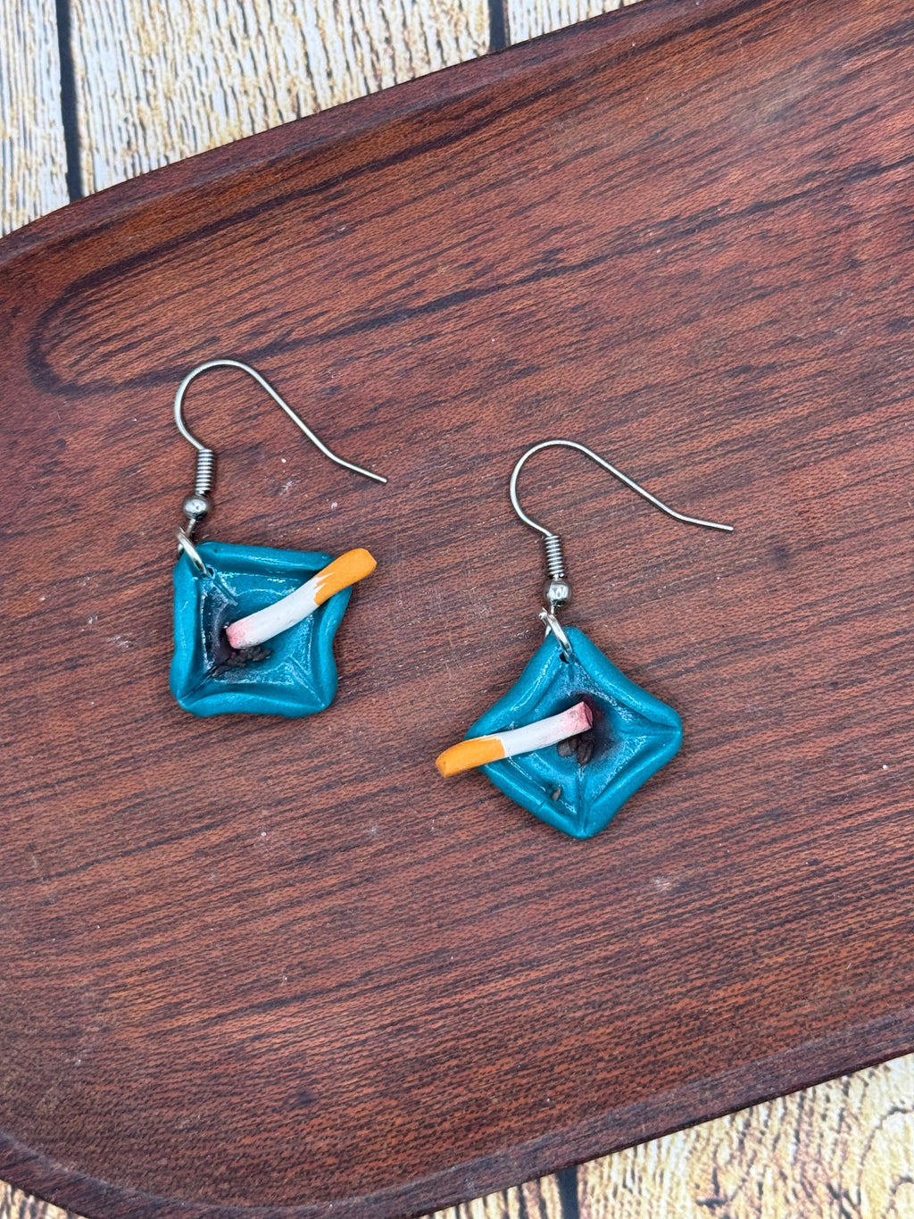 Ashtray Dangles