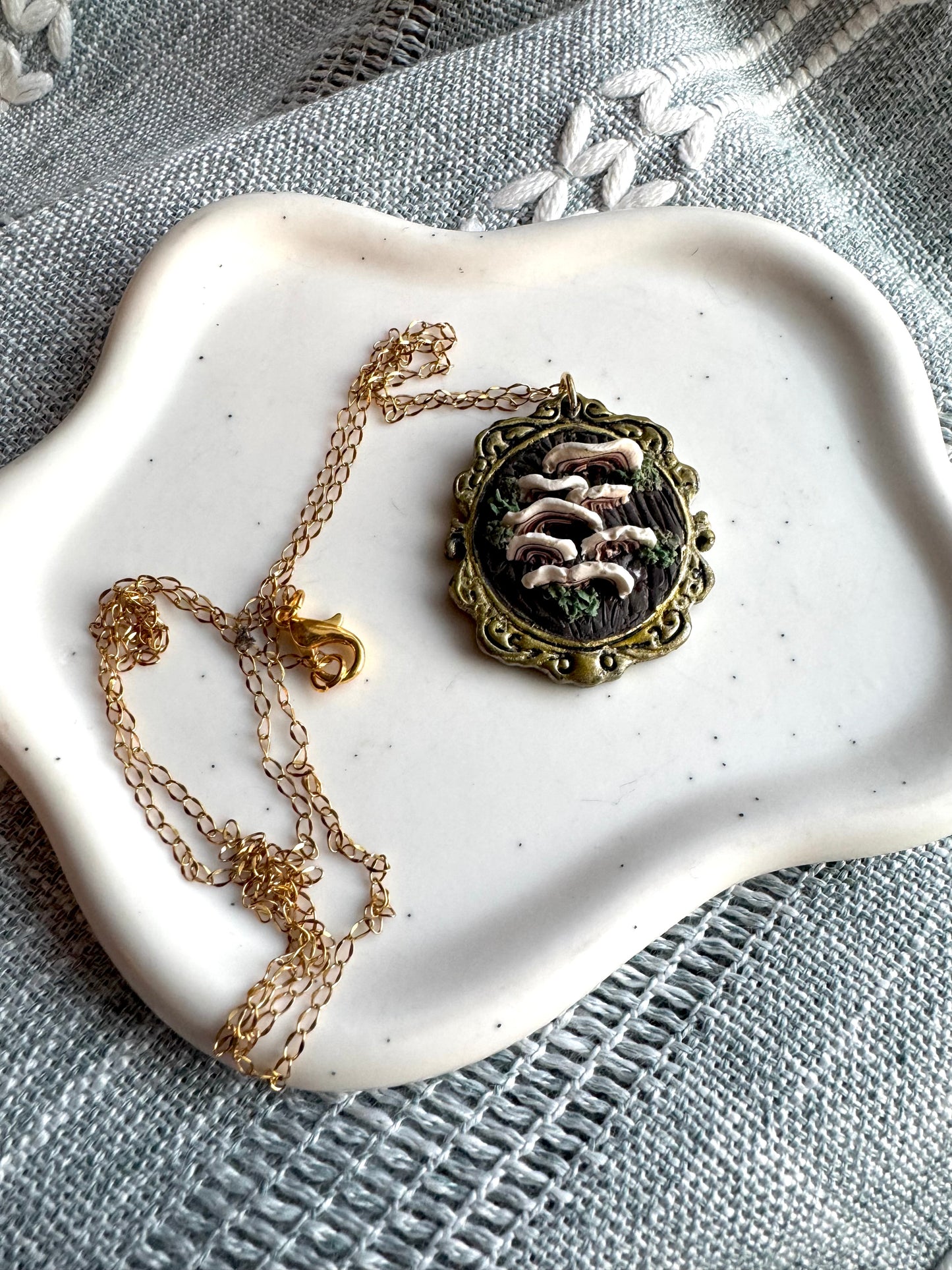 *NEW* | Shelf Mushroom Necklace
